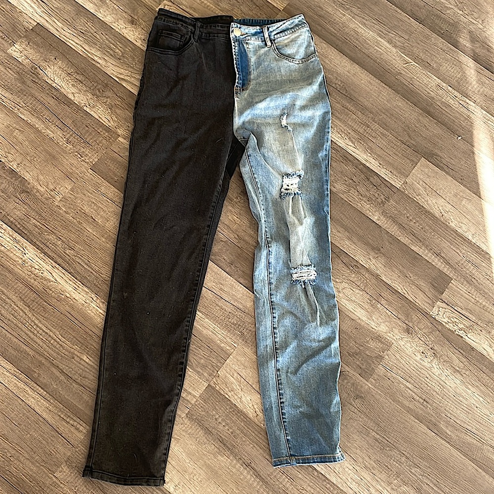 Split color jeans